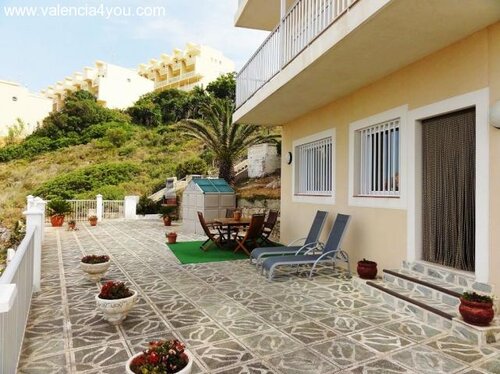 Cullera Piso de 2 dormitorios y una terraza grande y una vista espectacular a la costa mediterránea en Cullera - Valencia 